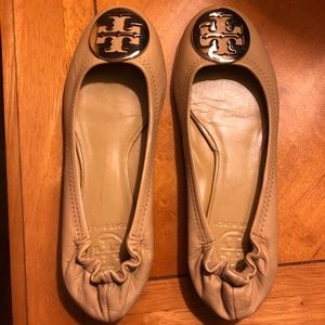 Tory Burch ballet flat size 7 in tan